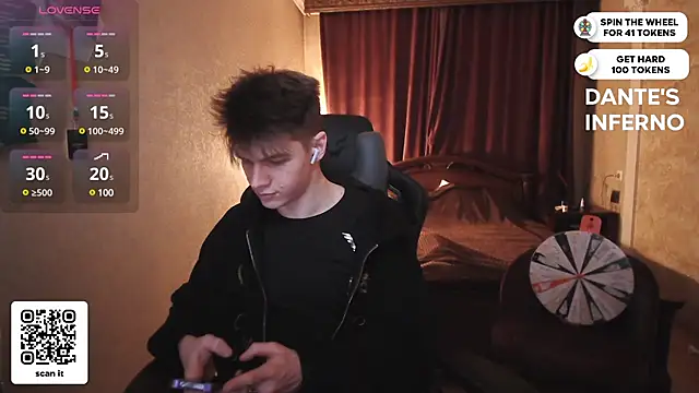 Snapshot of dantebigboi300 chatting on March 18, 2025, 5:55 pm dantebigboi300 online show from March 18, 2025, 5:55 pm