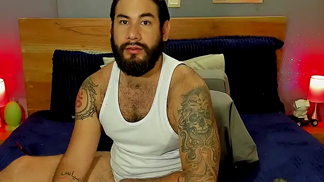 Snapshot of Prometeo-grizzly chatting on November 1, 2025, 1:56 am Prometeo-grizzly online show from November 1, 2025, 1:56 am