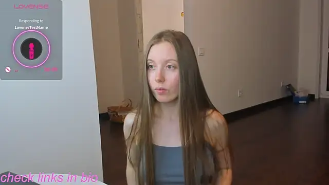 Snapshot of Peggy_Beauty chatting on July 2, 2026, 7:09 pm Peggy Beauty online show from July 2, 2026, 7:09 pm