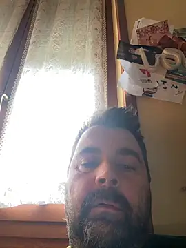 h4cAlex online show from November 26, 2025, 1:22 pm