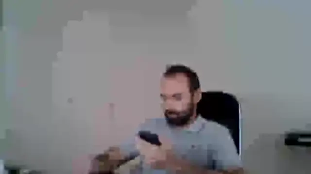 joaodias 97 online show from May 8, 2026, 4:55 pm