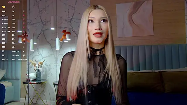 Snapshot of CarolReeves chatting on October 23, 2025, 10:25 am CarolReeves online show from October 23, 2025, 10:25 am