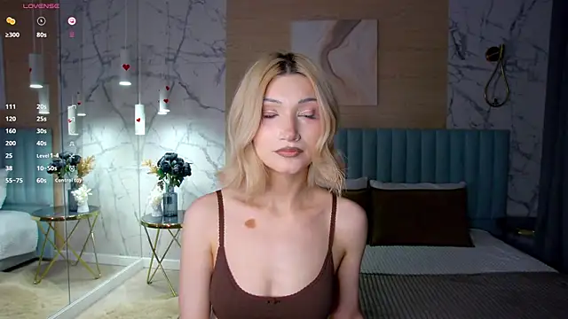 CarolReeves online show from March 24, 2026, 7:36 pm