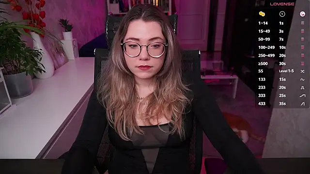 RemyCute online show from February 28, 2026, 5:23 pm