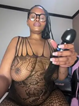 Snapshot of Neelo-Smith chatting on June 24, 2026, 10:07 pm Neelo-Smith online show from June 24, 2026, 10:07 pm