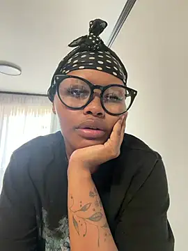 Snapshot of Neelo-Smith chatting on July 13, 2026, 6:13 am Neelo-Smith online show from July 13, 2026, 6:13 am