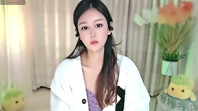 Aimee-520 online show from October 21, 2025, 11:37 pm