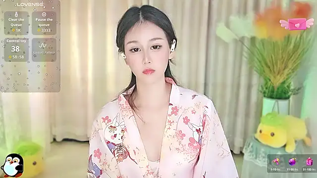 Aimee-520 online show from September 15, 2025, 6:36 am