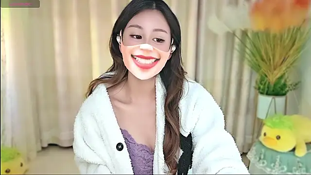 Aimee-520 online show from November 7, 2025, 6:40 am