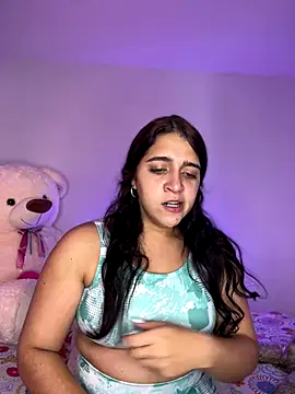 Alicia Ruiz online show from October 28, 2025, 6:07 pm