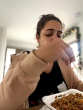 Snapshot of Alicia_Ruiz chatting on January 8, 2026, 6:03 pm Alicia Ruiz online show from January 8, 2026, 6:03 pm