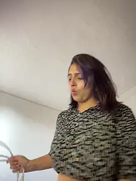 Snapshot of Alicia_Ruiz chatting on May 23, 2026, 9:58 pm Alicia Ruiz online show from May 23, 2026, 9:58 pm