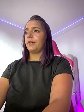 Snapshot of Alicia_Ruiz chatting on April 23, 2026, 8:10 pm Alicia Ruiz online show from April 23, 2026, 8:10 pm