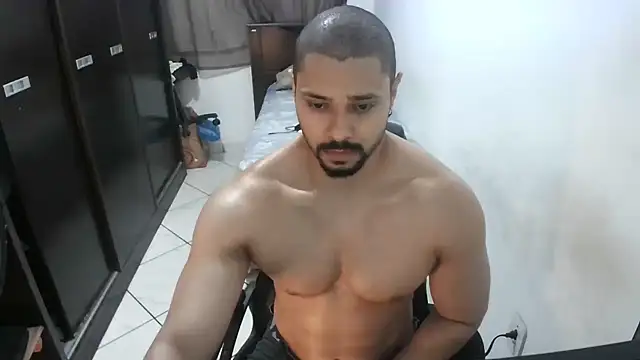 Snapshot of Brian_Aries chatting on June 15, 2026, 9:14 pm Brian Aries online show from June 15, 2026, 9:14 pm