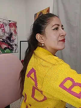 Snapshot of nammy__dirtyhott chatting on June 18, 2026, 12:10 pm nammy dirtyhott online show from June 18, 2026, 12:10 pm