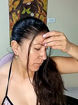 Snapshot of nammy__dirtyhott chatting on December 4, 2025, 1:21 pm nammy dirtyhott online show from December 4, 2025, 1:21 pm