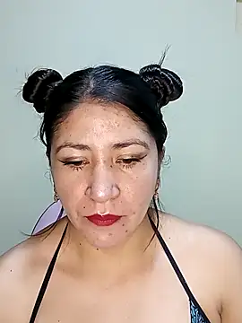 Snapshot of nammy__dirtyhott chatting on November 14, 2025, 1:15 pm nammy dirtyhott online show from November 14, 2025, 1:15 pm