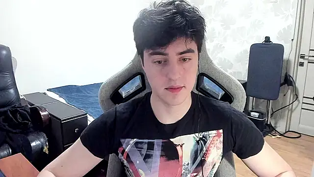 Knuckles17 online show from February 10, 2026, 1:10 pm