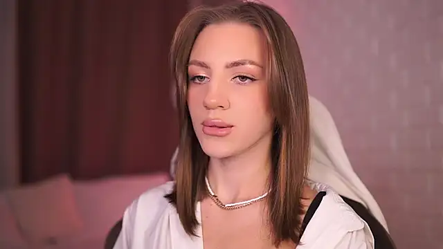 Snapshot of MaryHillty chatting on November 27, 2025, 5:02 pm MaryHillty online show from November 27, 2025, 5:02 pm