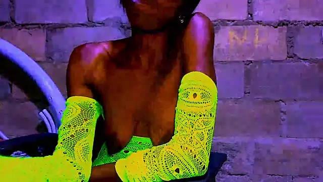 nzanizy online show from November 16, 2025, 8:57 pm