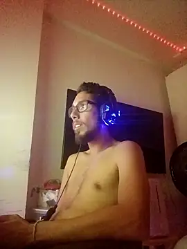 Mateusoliver7 online show from March 13, 2026, 9:42 pm