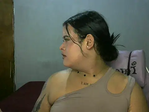 antonellasex1998 online show from April 19, 2026, 3:29 am