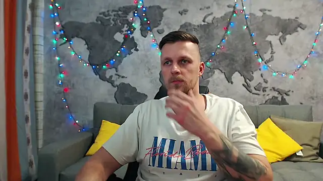 Snapshot of VikingChrisss chatting on January 3, 2025, 1:24 pm VikingChrisss online show from January 3, 2025, 1:24 pm