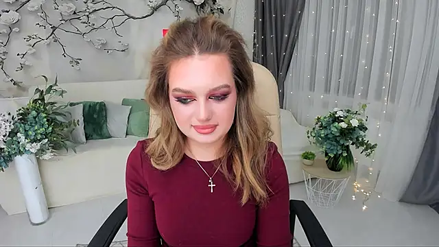 Snapshot of MiracleCurly chatting on December 4, 2025, 6:07 pm MiracleCurly online show from December 4, 2025, 6:07 pm