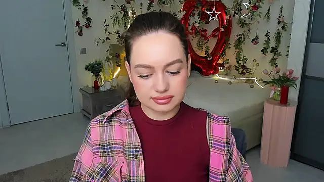 MiracleCurly online show from March 3, 2026, 7:21 pm