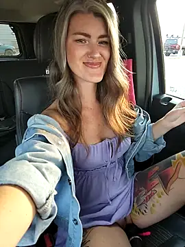 Snapshot of Lilmissvyx chatting on September 9, 2025, 2:26 pm Lilmissvyx online show from September 9, 2025, 2:26 pm