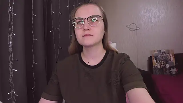 MissBrightShine online show from February 8, 2026, 10:35 am