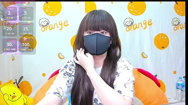 Snapshot of alonelove__ chatting on November 1, 2025, 2:40 am alonelove online show from November 1, 2025, 2:40 am