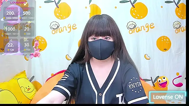 Snapshot of alonelove__ chatting on February 3, 2026, 2:32 am alonelove online show from February 3, 2026, 2:32 am