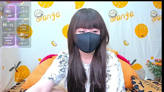 Snapshot of alonelove__ chatting on November 7, 2025, 2:27 am alonelove online show from November 7, 2025, 2:27 am