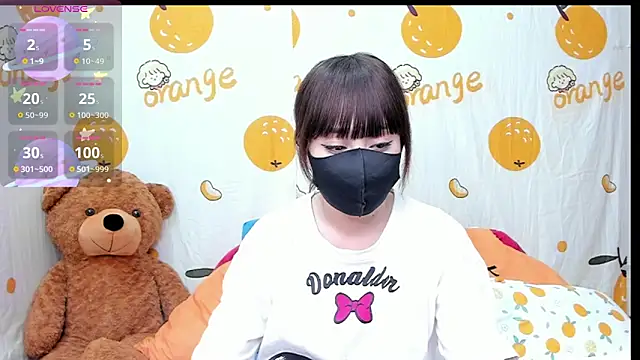 alonelove   online show from October 16, 2025, 2:31 am
