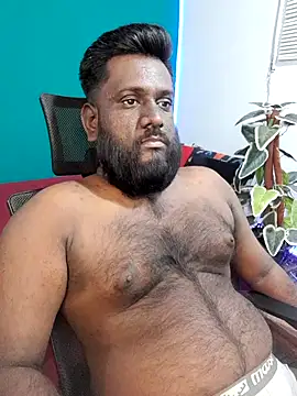 Rayansmith  online show from April 12, 2026, 9:18 pm