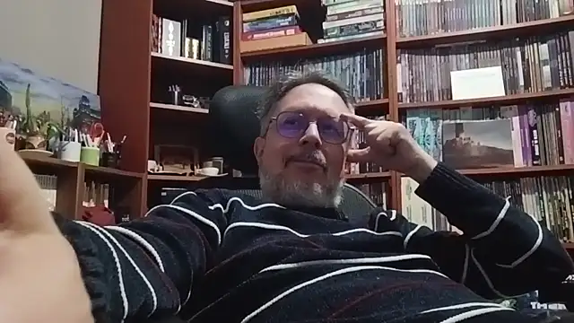 Mandra is a whore online show from December 2, 2025, 10:33 pm