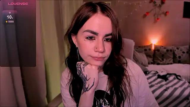  selectrra online show from March 9, 2026, 6:44 pm