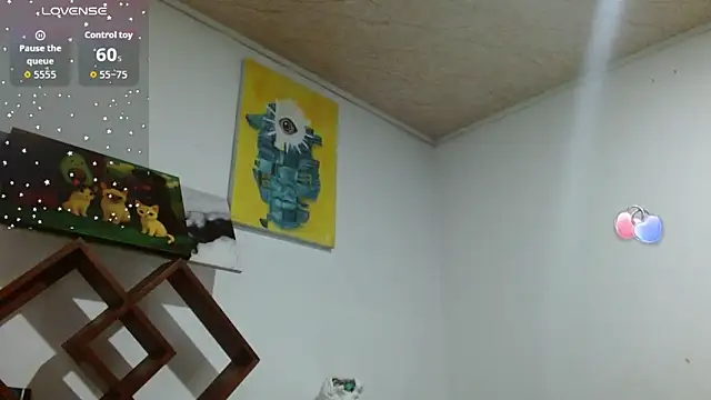 ZoeBakers  online show from December 17, 2025, 4:50 am