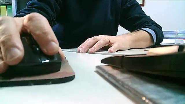 Gregcam online show from December 3, 2024, 9:39 am