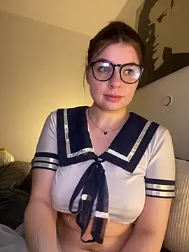 Snapshot of EllyNora chatting on March 10, 2025, 10:02 pm EllyNora online show from March 10, 2025, 10:02 pm