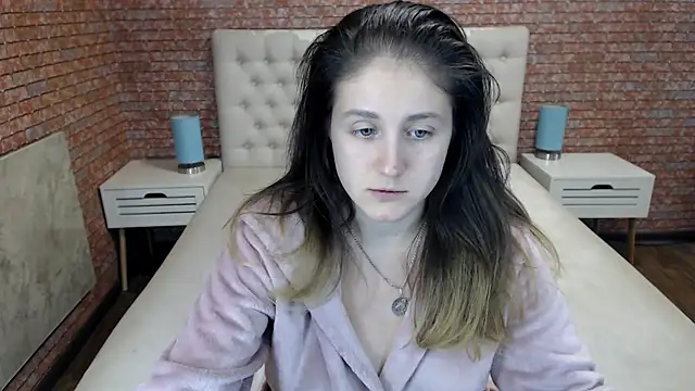 Snapshot of Holliy_Cooper chatting on September 30, 2025, 11:05 am Holliy Cooper online show from September 30, 2025, 11:05 am