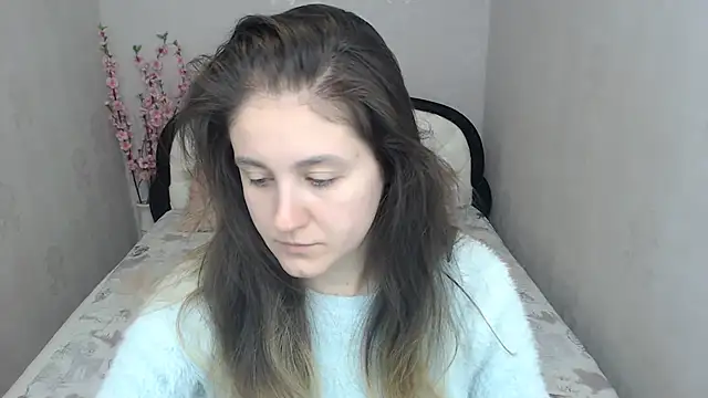 Snapshot of Holliy_Cooper chatting on September 29, 2025, 5:47 am Holliy Cooper online show from September 29, 2025, 5:47 am