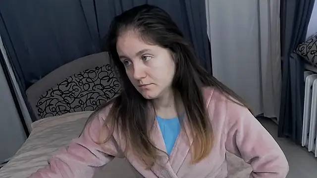 Snapshot of Holliy_Cooper chatting on December 5, 2025, 10:36 am Holliy Cooper online show from December 5, 2025, 10:36 am