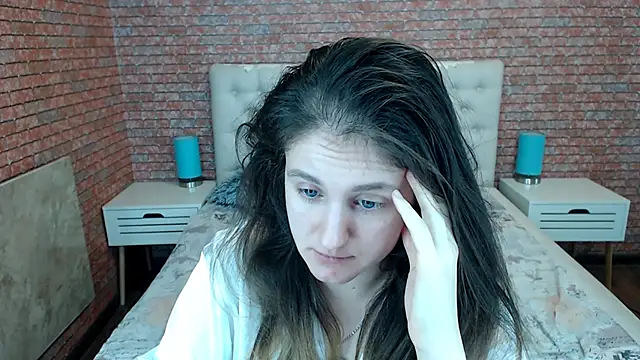 Snapshot of Holliy_Cooper chatting on October 24, 2025, 8:02 am Holliy Cooper online show from October 24, 2025, 8:02 am