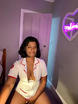 Snapshot of RoseMelanie chatting on November 5, 2025, 8:06 am RoseMelanie online show from November 5, 2025, 8:06 am