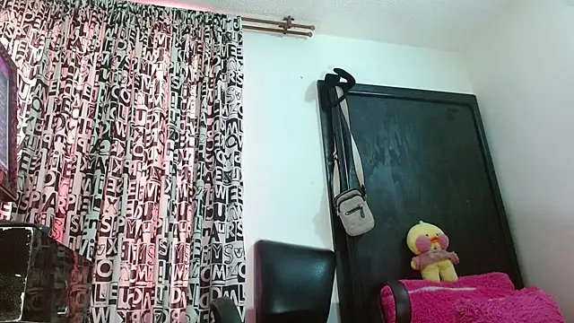 Snapshot of DULCE_ZOE chatting on September 11, 2025, 9:26 pm DULCE ZOE online show from September 11, 2025, 9:26 pm