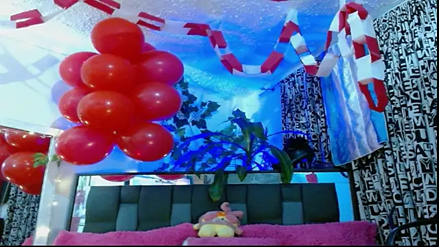 Snapshot of DULCE_ZOE chatting on February 27, 2025, 5:18 am DULCE ZOE online show from February 27, 2025, 5:18 am