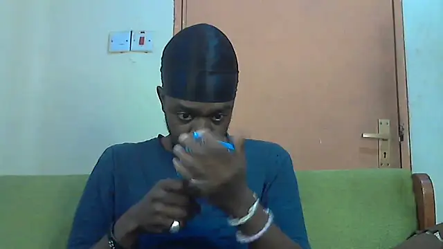 Snapshot of BIGDICKMULLAH chatting on October 28, 2025, 4:35 am BIGDICKMULLAH online show from October 28, 2025, 4:35 am