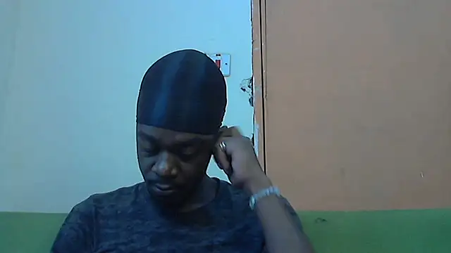 Snapshot of BIGDICKMULLAH chatting on November 23, 2025, 9:41 am BIGDICKMULLAH online show from November 23, 2025, 9:41 am